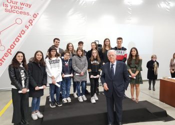 STREPARAVA: BORSE DI STUDIO PER GLI STUDENTI MERITEVOLI