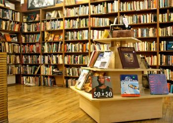 LE LIBRERIE RESTANO APERTE IN TUTTA ITALIA ANCHE NELLE REGIONI “ROSSE”