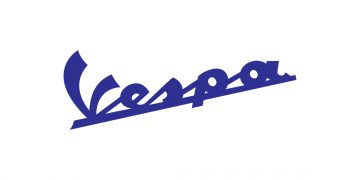 VESPA RENDE OMAGGIO A DISNEY100